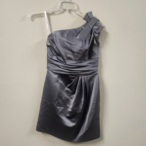 David's Bridal Dresses & Skirts - 💘Davids Bridal Grayish Silver Shiney One Shoulder Formal Dress for Events Sz 4